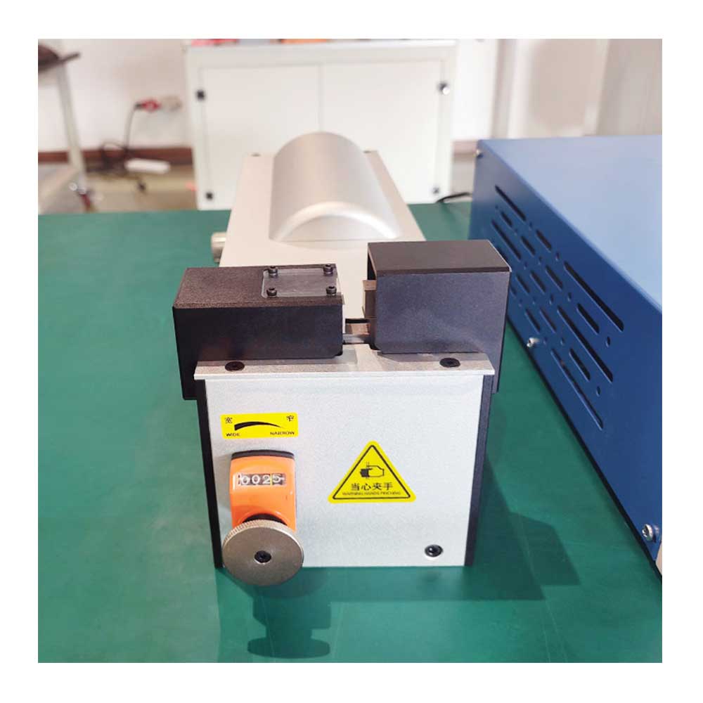 TP-W40 Semi-automatic High-frequency Digital Ultrasonic Welding Machine