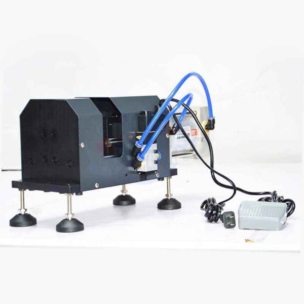 CW-050 / CW-120 Pneumatic Semi-Automatic Big Gauge Wire & Cable Cutting Machine